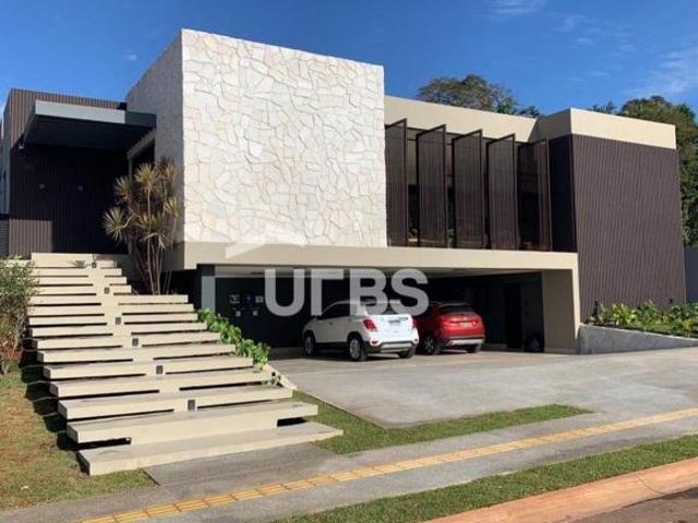 CASA 413,62MT 4 SUITES PLATEAU D´OR PRIVILEGE