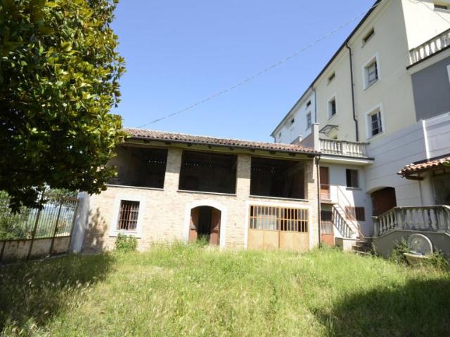 Casa 4 camere da letto, Moasca Piemonte DS104185887