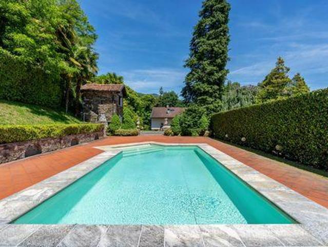 Casa 4 camere da letto, Oggebbio Verbano 28824 ES98348737