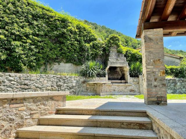 Casa 4 camere da letto, Arquà Petrarca Arquà Petrarca 35032 ES103397240