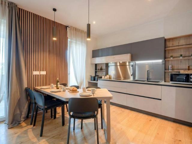 Casa 4 camere da letto, Bari Bari 70126 ES106097597