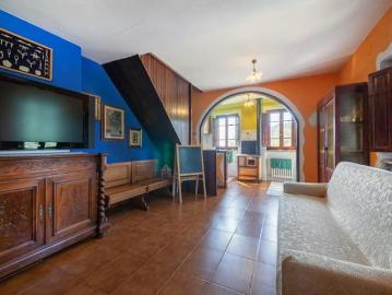 Casa 4 camere da letto, Lucca Lucca ES65791183