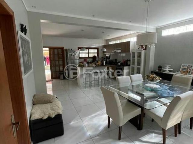 Casa, 4 dormitórios, 180.42 m², em Sarandi