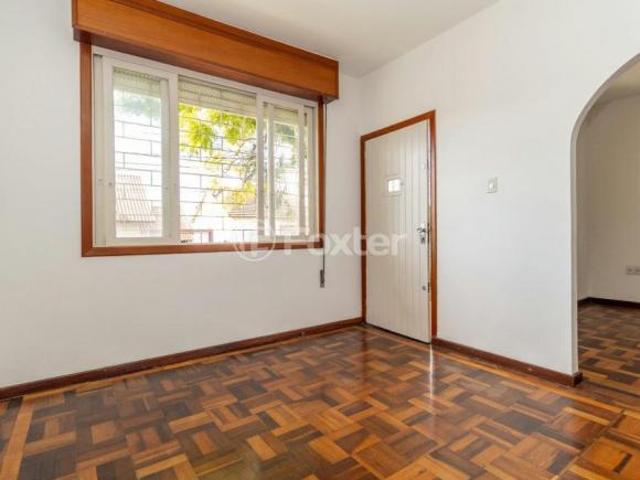 Casa, 4 dormitórios, 190.9 m², em Passo da Areia