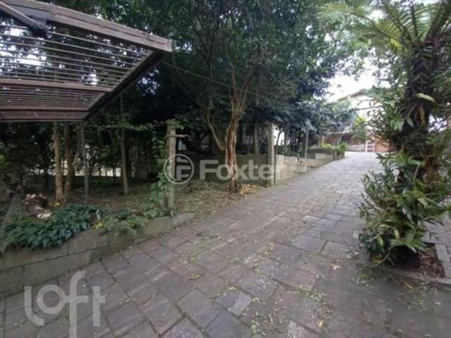 Casa, 4 dormitórios, 237.37 m², em Cristo Redentor