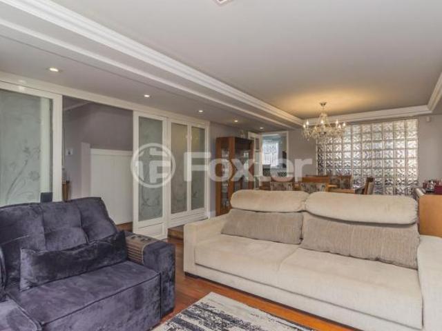 Casa, 4 dormitórios, 230 m², em Coronel Aparício Borges