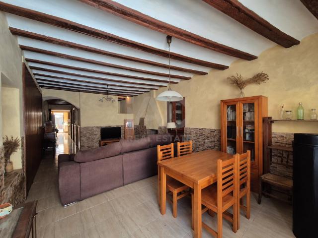 Casa 4 dormitorios 233 m2