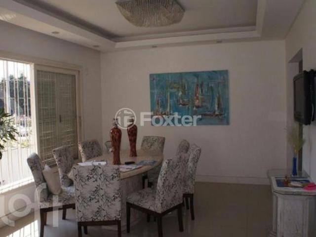 Casa, 4 dormitórios, 250 m², em Medianeira
