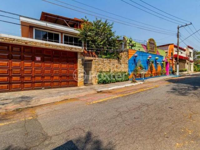 Casa, 4 dormitórios, 263.74 m², em Instituto de Previdência