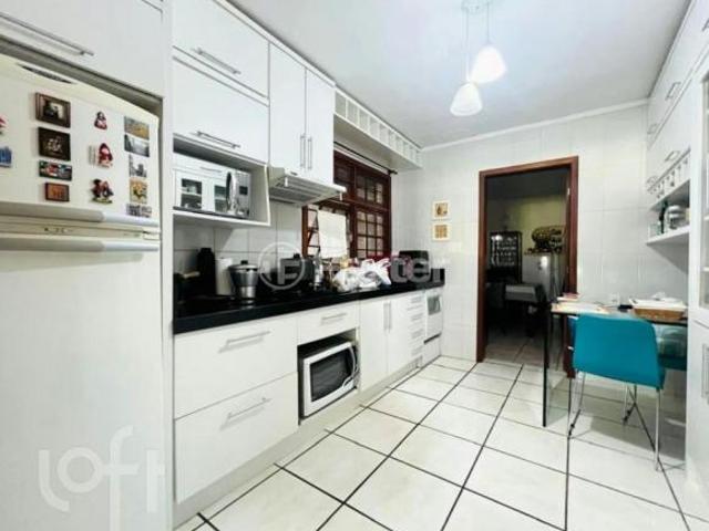 Casa, 4 dormitórios, 290 m², em Operário
