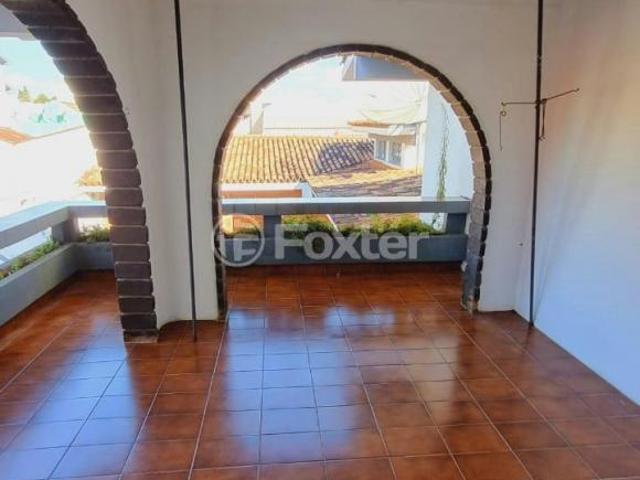 Casa, 4 dormitórios, 300 m², em Centro