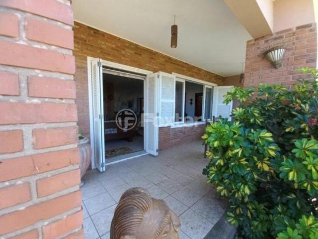 Casa, 4 dormitórios, 330 m², em Balneário Atlantico