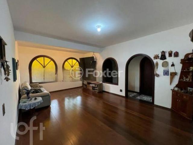 Casa, 4 dormitórios, 350 m², em Vila João Pessoa