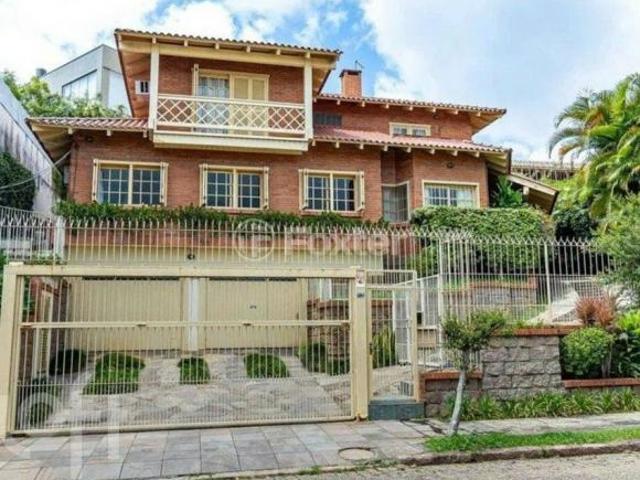 Casa, 4 dormitórios, 360 m², em Três Figueiras