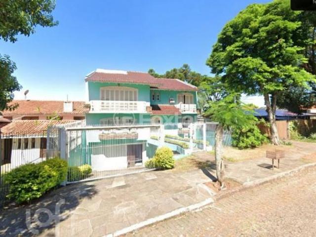 Casa, 4 dormitórios, 558.36 m², em Três Figueiras