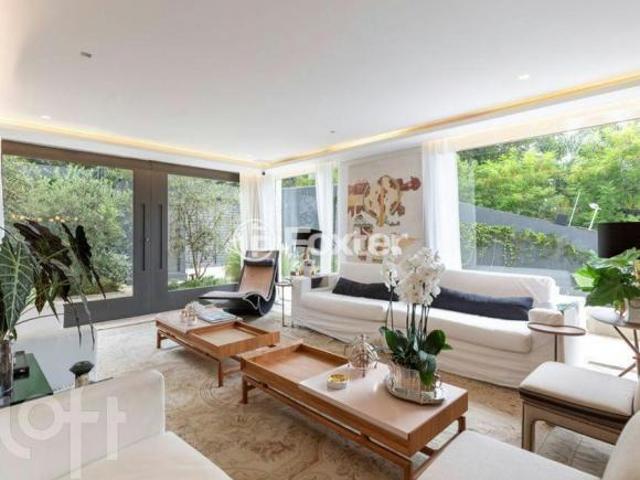 Casa, 4 dormitórios, 657 m², em Pacaembu