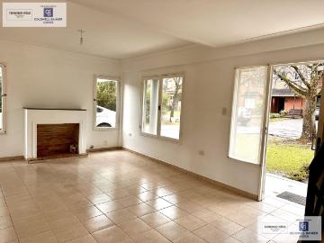 Casa 4 dormitorios Country Marcos Paz