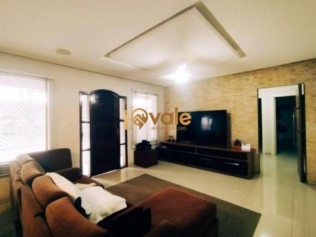 Casa 4 dormitórios à venda, 237 m² Jardim Santa Maria Jacareí/SP