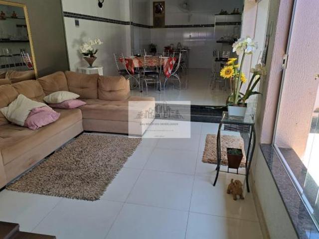 Casa 4 dormitórios a venda em Ibirá