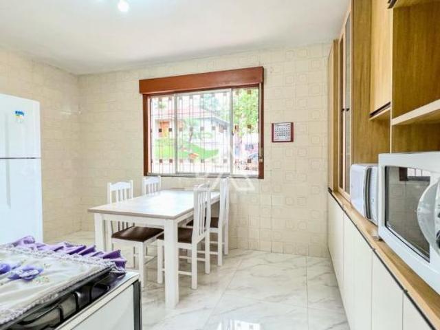 CASA 4 DORMITORIOS A VENDA NO CENTRO DE PASSO FUNDO