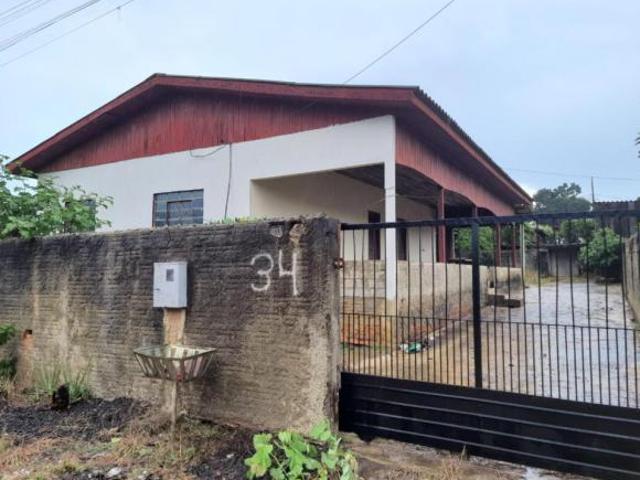 Casa 4 Dormitórios Bairro Ouro Verde