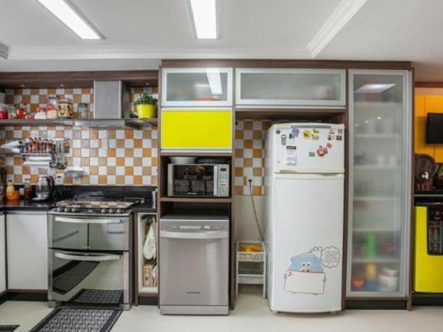 Casa 4 Dormitórios Bairro Stan
