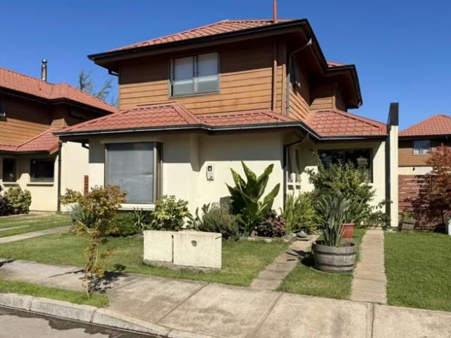Casa 4 dormitorios en Condominio Los Sarmientos, Las Rastras | 4 dormitorios por 5500.00 en Talca
