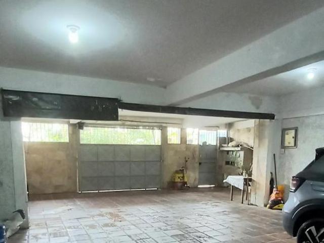 Casa 4 dormitórios Interlagos locação ou venda