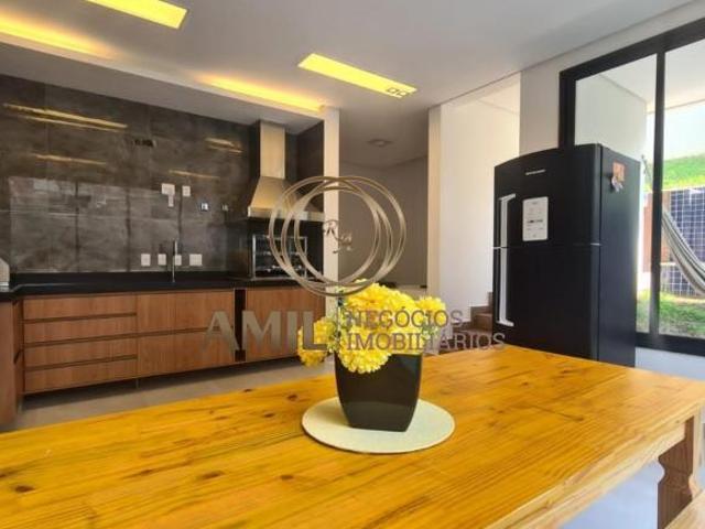 Casa 4 dormitórios no Condomínio Alphaville, São José dos Campos