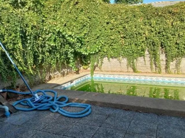 Casa 4 Dormitorios, Piscina y 400m² Villa Prosperidad, Talca | 4 dormitorios por 158000. 00 en Talca
