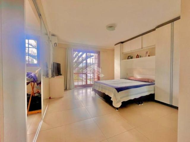 Casa 4 Dormitórios Proximo ao Colegio Militar