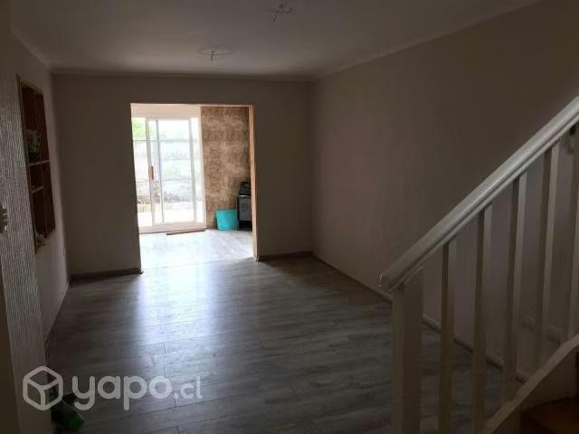 Casa 4 Dormintorios Y 2 Baños. San Pedro De La Paz | 4 dormitorios por 3950.00 en San Pedro de la Paz