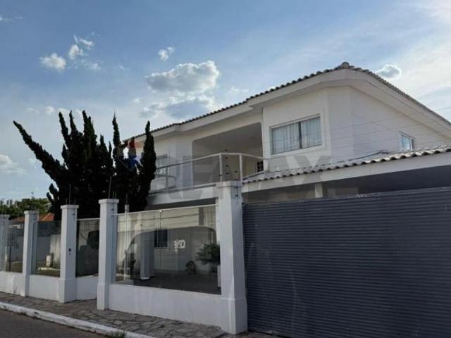 Casa 4 suítes Vicente Pires Rua 4C