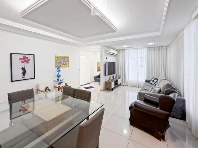 Casa 4 Qts 3 Sts | 2.250 m² de terreno para viver com mais espaço e liberdade no Park Wa