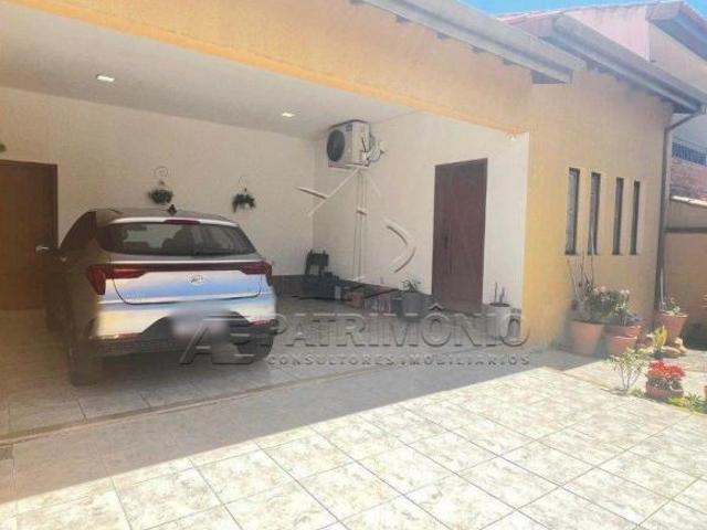 CASA 4 QUARTOS 1 SUITE NO BAIRRO JARDIM ASTRO