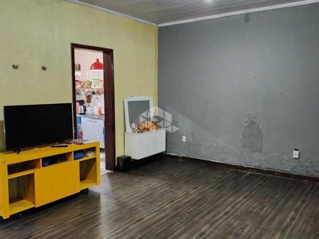 Casa 4 Quartos, 1 Suíte e 3 Vagas Bairro Restinga