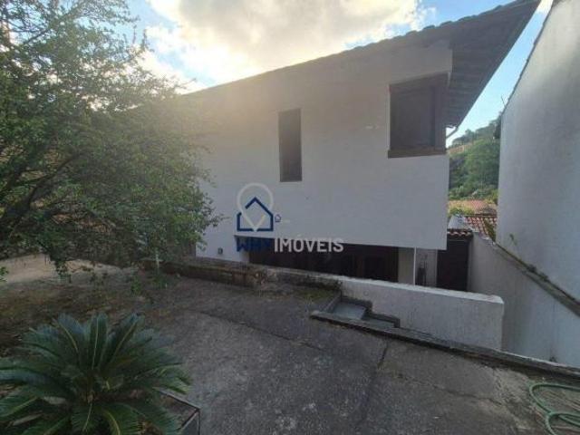 Casa 4 quartos à venda no Santa Lúcia