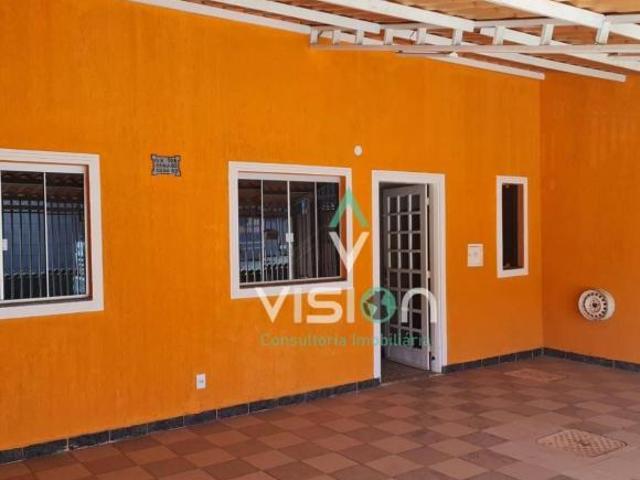 Casa 4 Quartos à Venda em Samambaia Sul