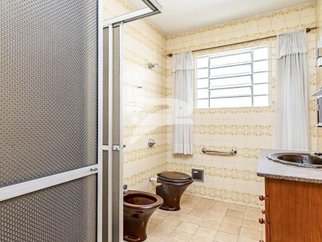 Casa 4 Quartos Bairro Alto 173m²