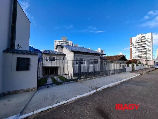 Casa Barreiros 350m²