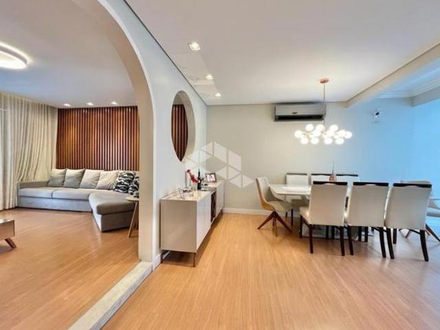 CASA 4 QUARTOS COM 4 VAGAS