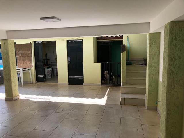 Casa 4 quartos com Piscina e Churrasqueira no Centro de Itararé