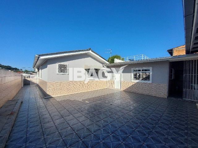 Casa 4 Quartos Forquilhinha 136m²
