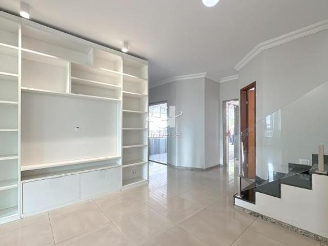 Casa 4 Quartos no Estrela Sul