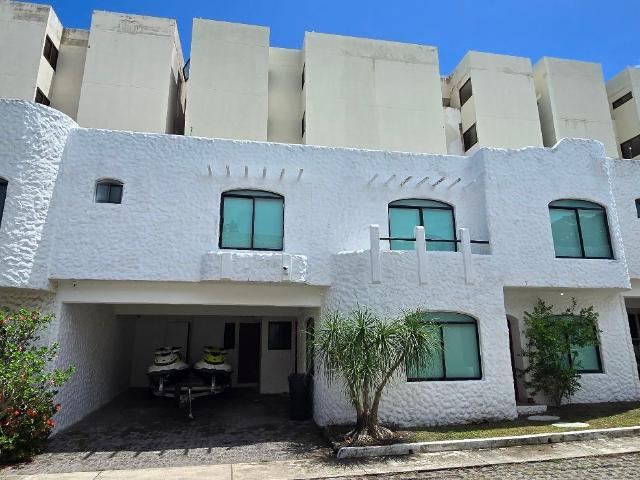 Casa 4 rec?maras, climatizada en Villas Marivela, El Conchal, Alvarado
