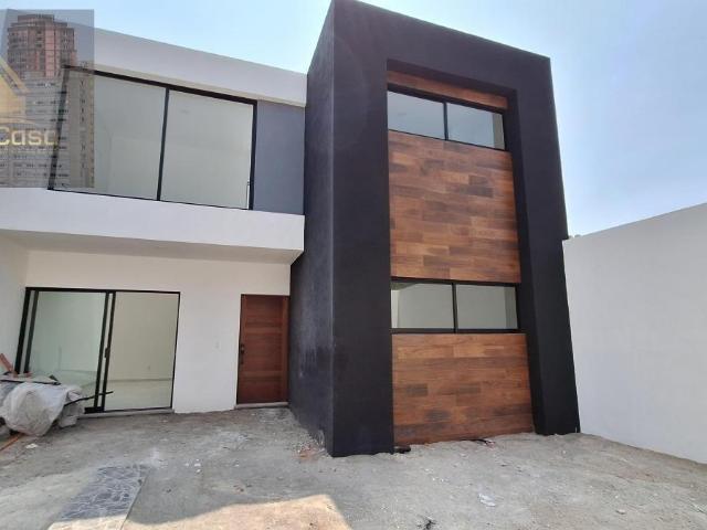 Casa 4 Rec?s en Las Fincas Jiutepec, Morelos Seg y Vig 24 hrs Casa Club