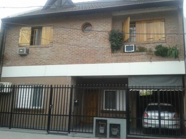 CASA 4AMB C/GARAGE 1er piso Podesta Excelente estado en Inmomap