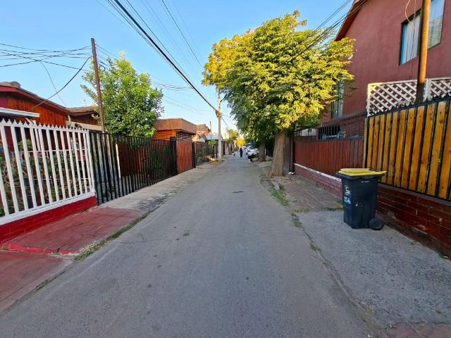 CASA 4D EN MAIPÚ VILLA EL ABRAZO AMPLIOS ESPACIOS