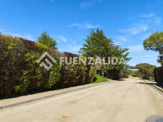 Casa 4D 4B Condominio Lomas del Mar Vista al mar | 4 dormitorios por 10900.00 en Puchuncaví