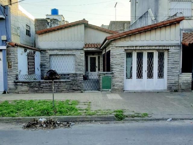 Casa 5 ambientes c/ fondo parquizado en Inmomap